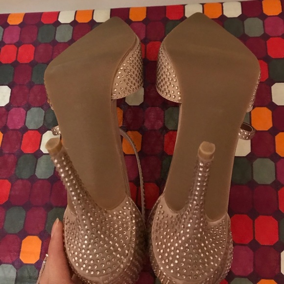 NEW! Le Chateau rhinestone heels ✨ - Picture 7 of 9